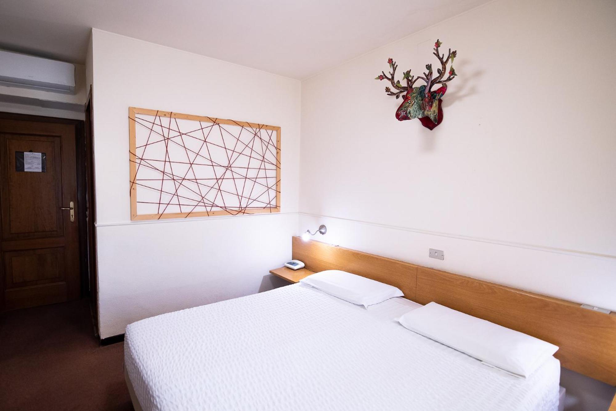 Hotel Rendez Vous Châtillon Eksteriør billede