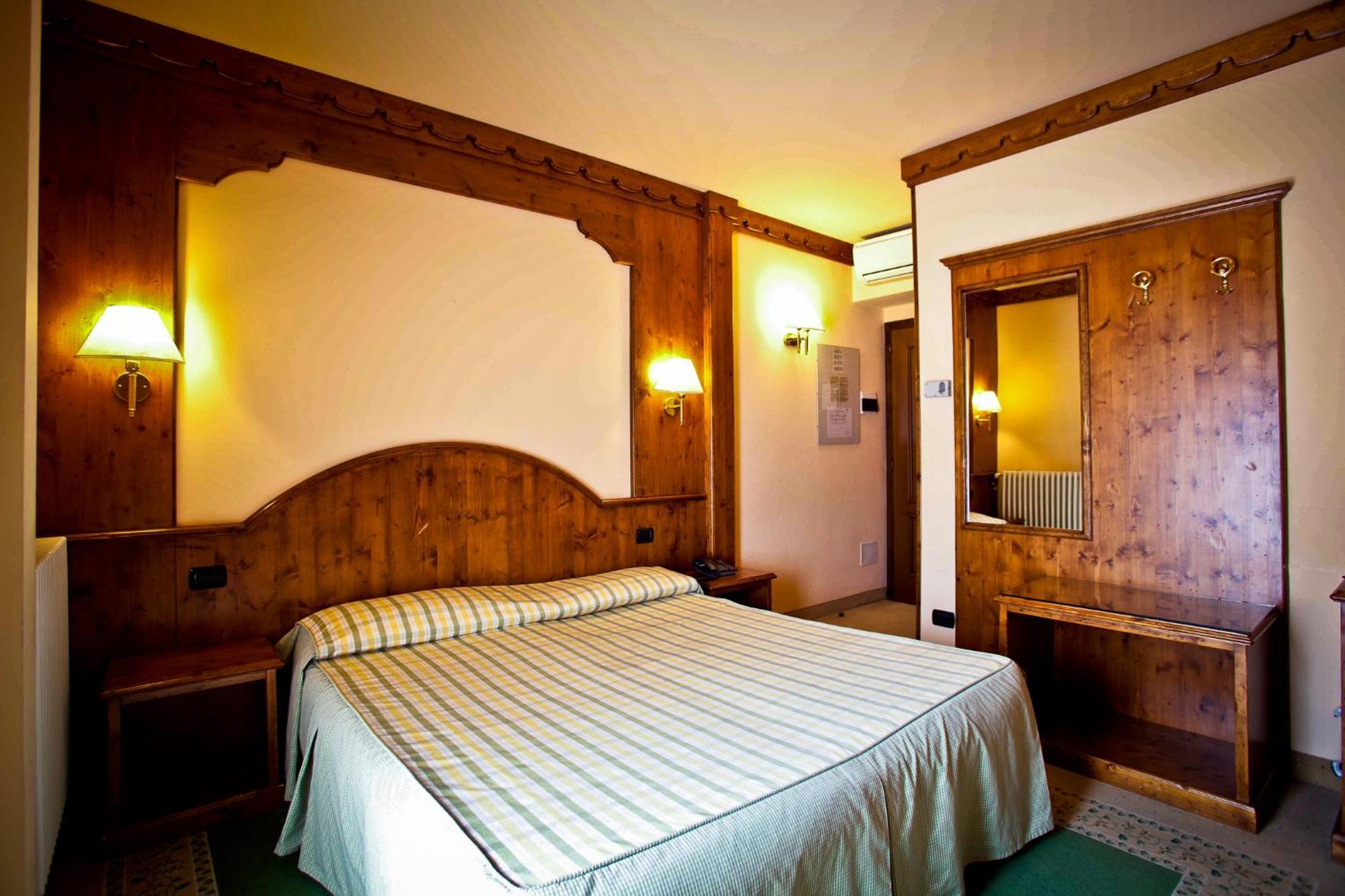 Hotel Rendez Vous Châtillon Eksteriør billede